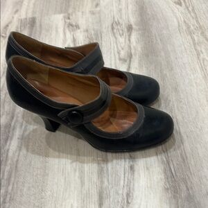 Sofft black Mary Jane Heels size 10
